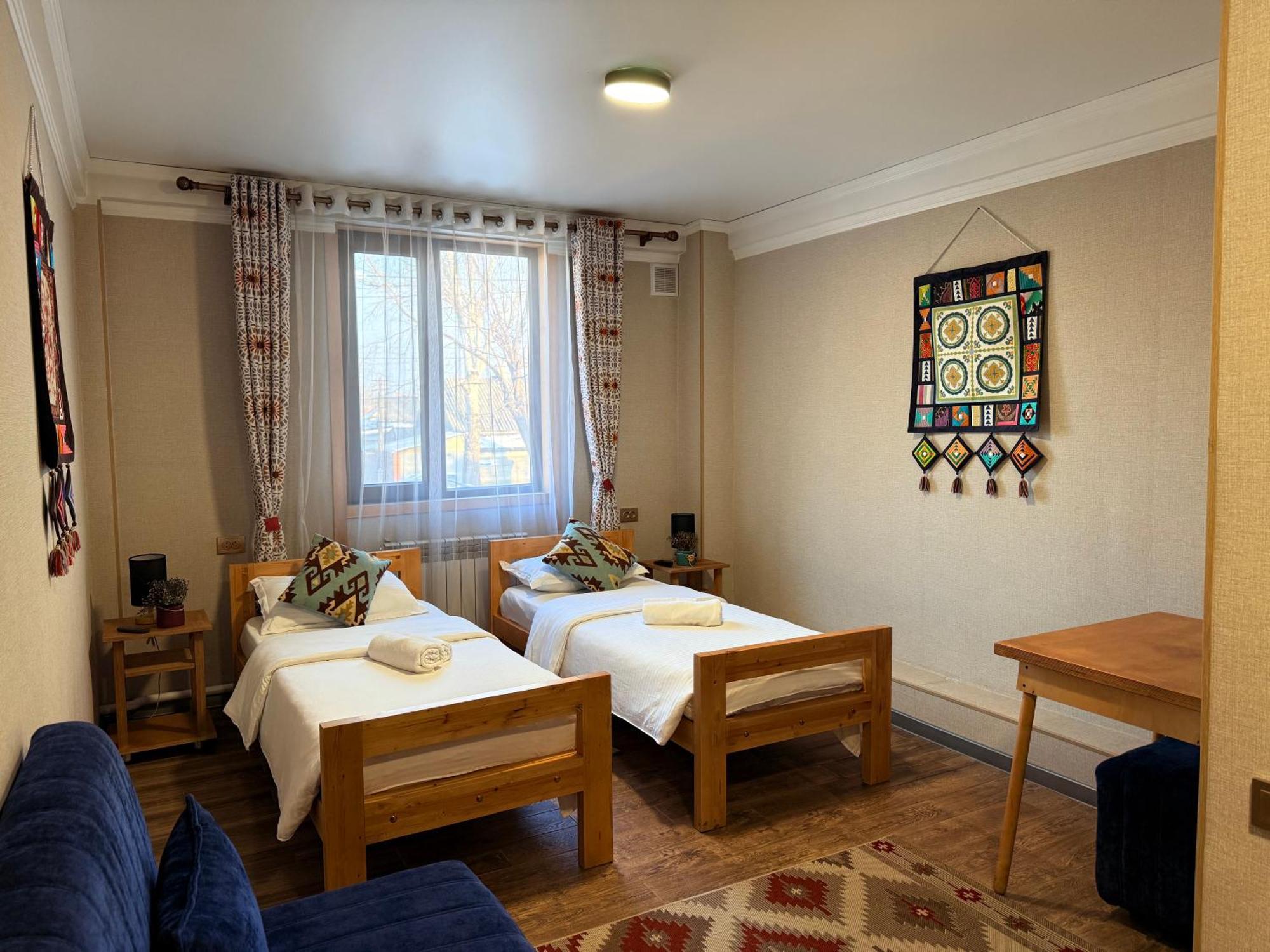 Salamat Hotel Bisjkek Eksteriør billede