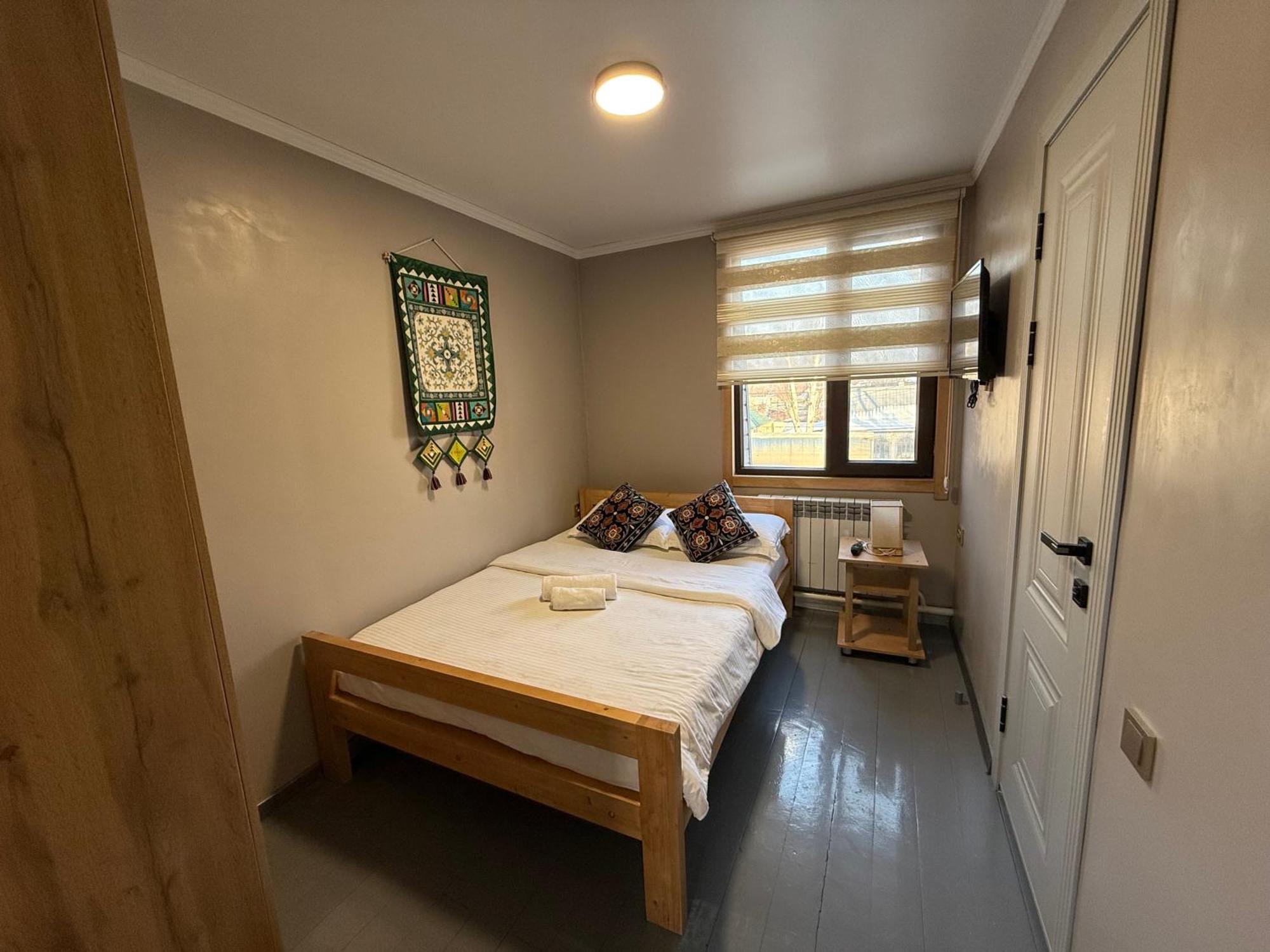 Salamat Hotel Bisjkek Eksteriør billede