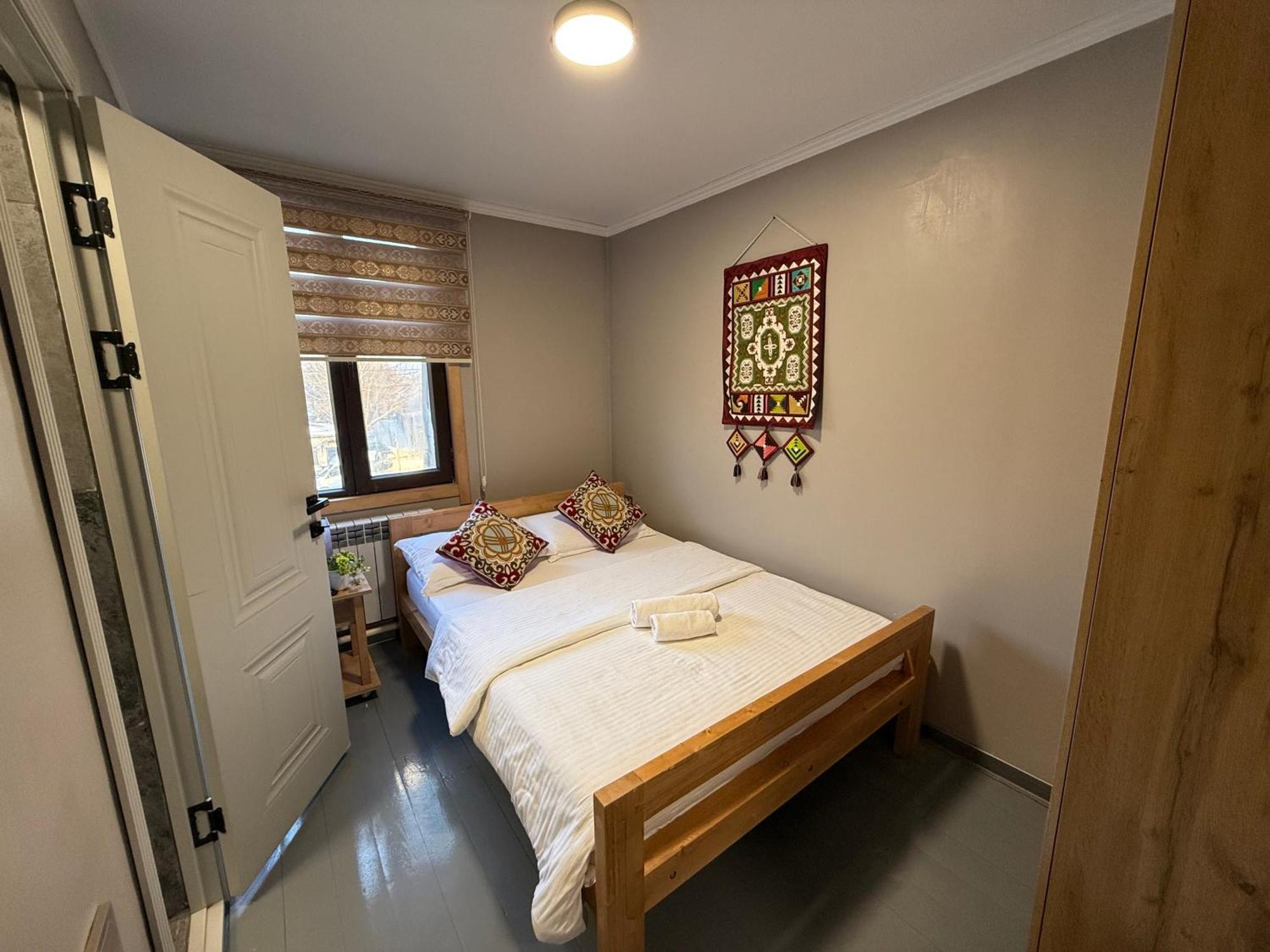 Salamat Hotel Bisjkek Eksteriør billede
