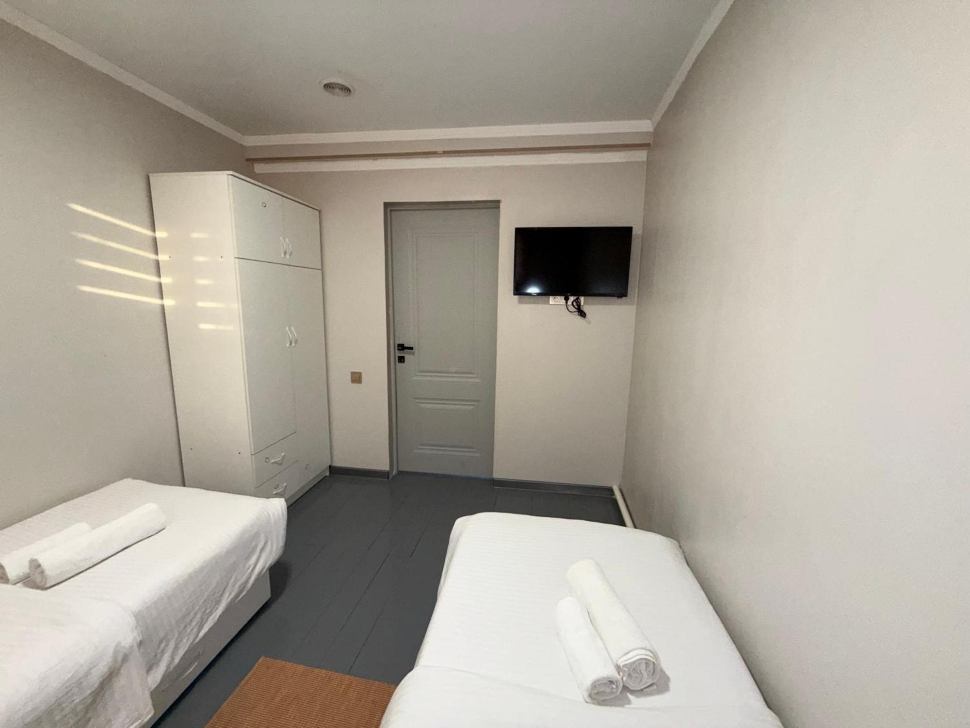 Salamat Hotel Bisjkek Eksteriør billede